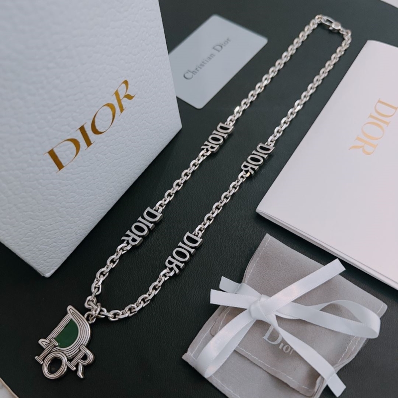chr1st1an D10r necklaces